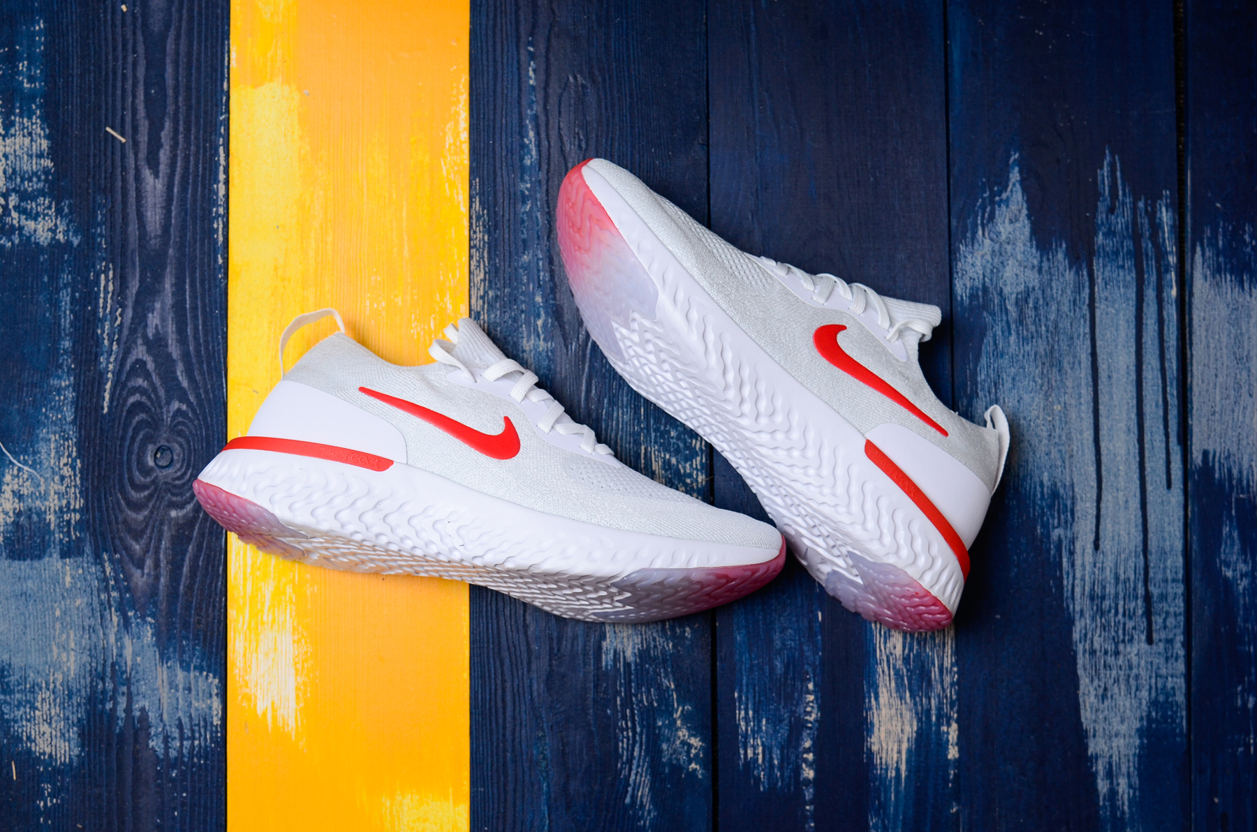 Nike Epic React Flyknit White Red Shoes - Click Image to Close